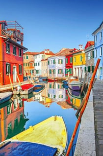 Murano e Burano: Visita guiada com sopro de vidro e fabricação de rendas + passeio de barco