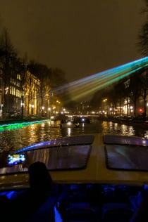 Light Festival: Rejs po kanałach w języku niemieckim + napoje