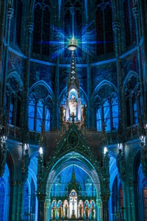 Votive Church Vienna: Light of Creation Συγκλονιστική Έκθεση Φωτός