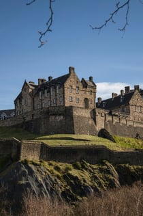 Château d'Édimbourg : Entrée rapide + visite guidée à pied de la ville