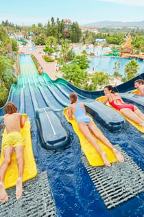Caribe Aquatic Park + ida e volta de Barcelona