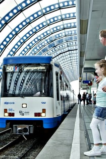 GVB Amsterdam: Offentlig transport med sporvogn, bus og metro
