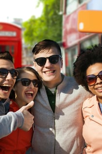 London in One Day: Guided Bus Tour with Changing of the Guard & River Cruise