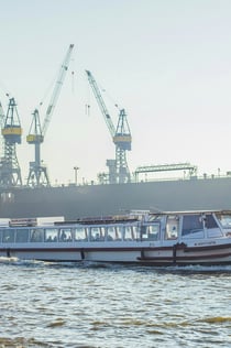 Hamnen i Hamburg: 2-timmars kryssning + ljudguide