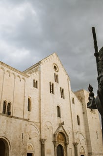 Basilica di San Nicola e Cripta: Tour Guidato