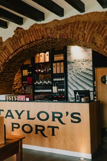Taylor's Port - sklep z winami i sala degustacyjna
