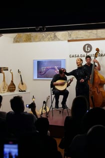 Porto: Fado na Casa da Guitarra