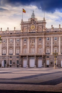 Palacio Real de Madrid: Acceso rápido + Guía cultural digital