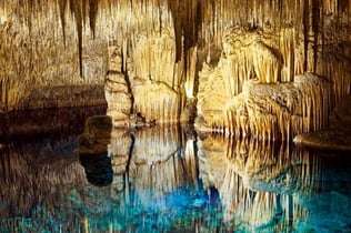 Mallorca: Caves of Drach & Porto Cristo Half-Day Trip by Bus