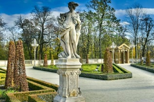 Wilanów Palace: Skip The Line Ticket + Private Guided Tour