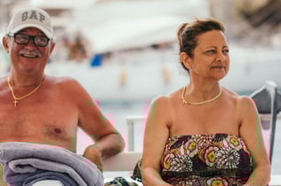 Ponza Island: Day Trip from Anzio + Boat Cruise + Lunch