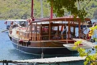 Semiprivate Galatea Tour Antiparos-Blue Lagoon-Despotiko-Free Drink