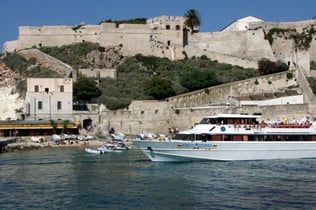 Tremiti Islands from Peschici: Ferry and Boat Tour of the Islands