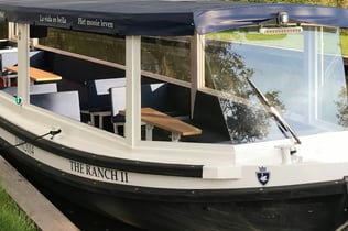 Giethoorn: 1-Hr Private Boat Tour with Local Guide