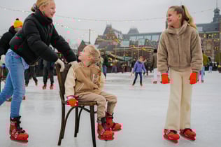 Amsterdam: Museumplein Ice Rink