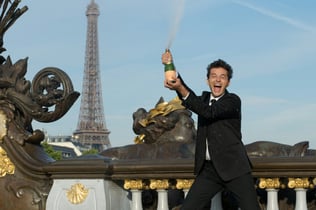 How To Become A Parisian In One Hour (Comedy Show)