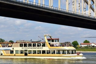 Pancake Boat Nijmegen